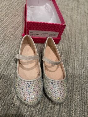 Kelly & Katie Girls Iridescent Rhinestone Mary Janes - Silver Sparkle